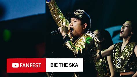 Bangkok Beat Battle: Bie the Ska Wanderer Takes on Thailand's Finest Musicians!