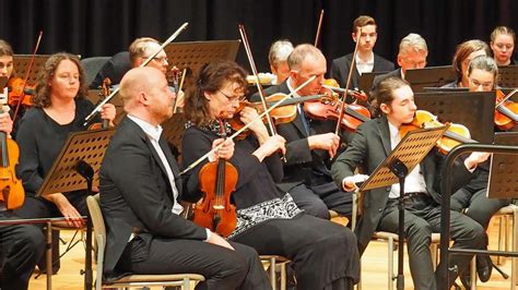 Der magische Melodiensturm von Mahan: Ein Konzert der Extraklasse?